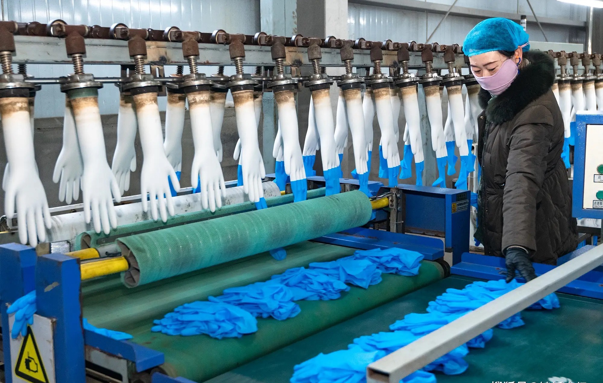 中东冲突未止，一次性手套涨价潮来袭：每一